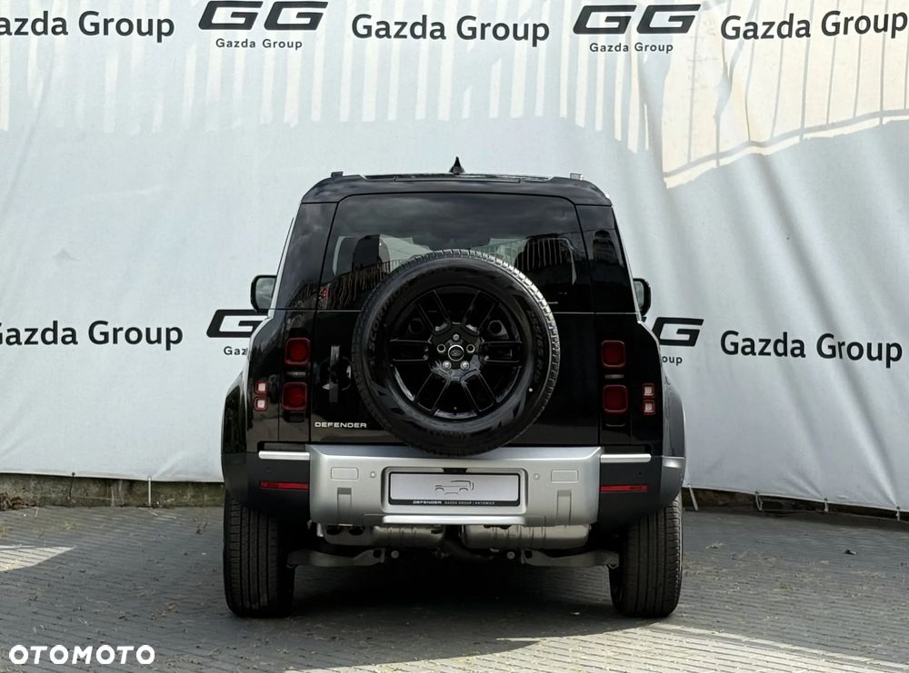 Land Rover Defender 110 D250 S - 13