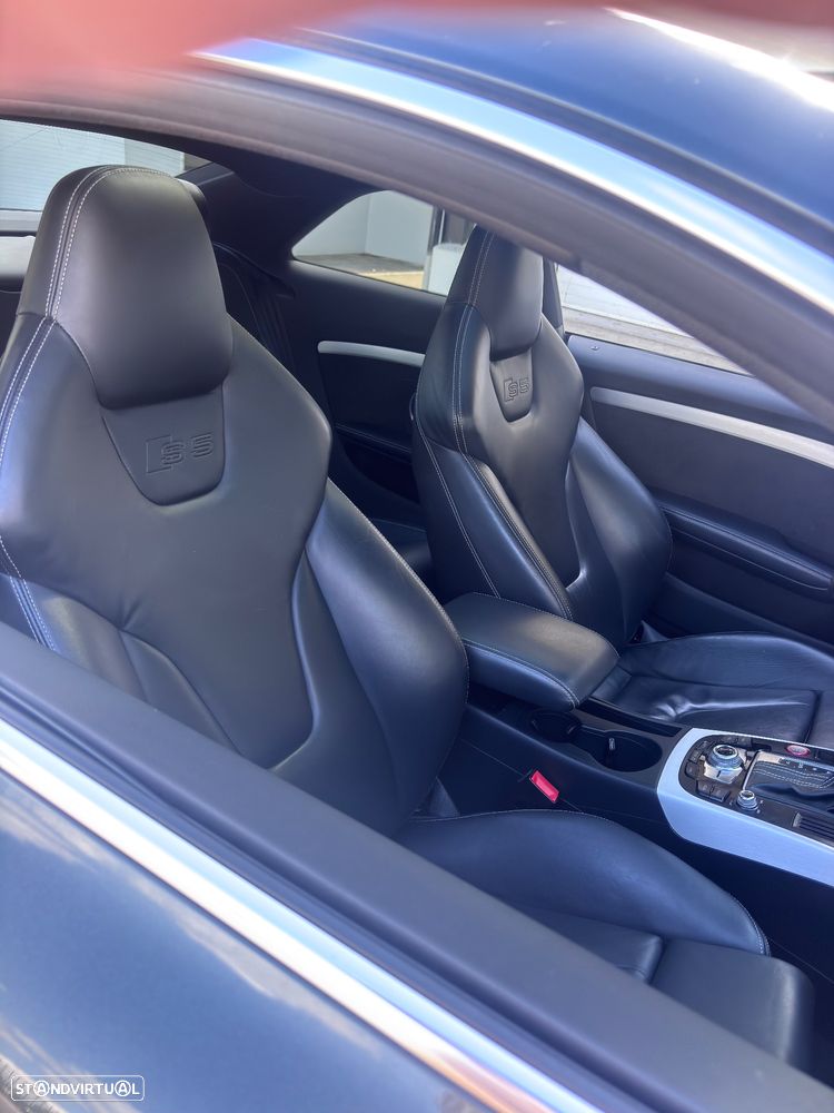 Audi S5 S tronic - 14