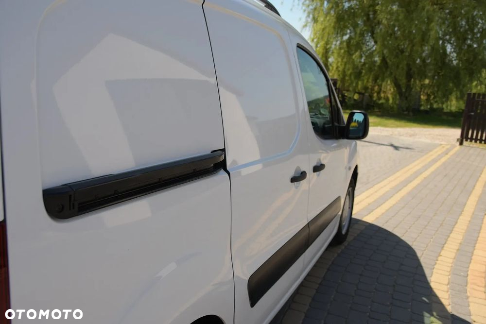 Citroën BERLINGO 1.6 eHDI 90KM * Z Niemiec * 3 osobowy * SUPER STAN!! - 15