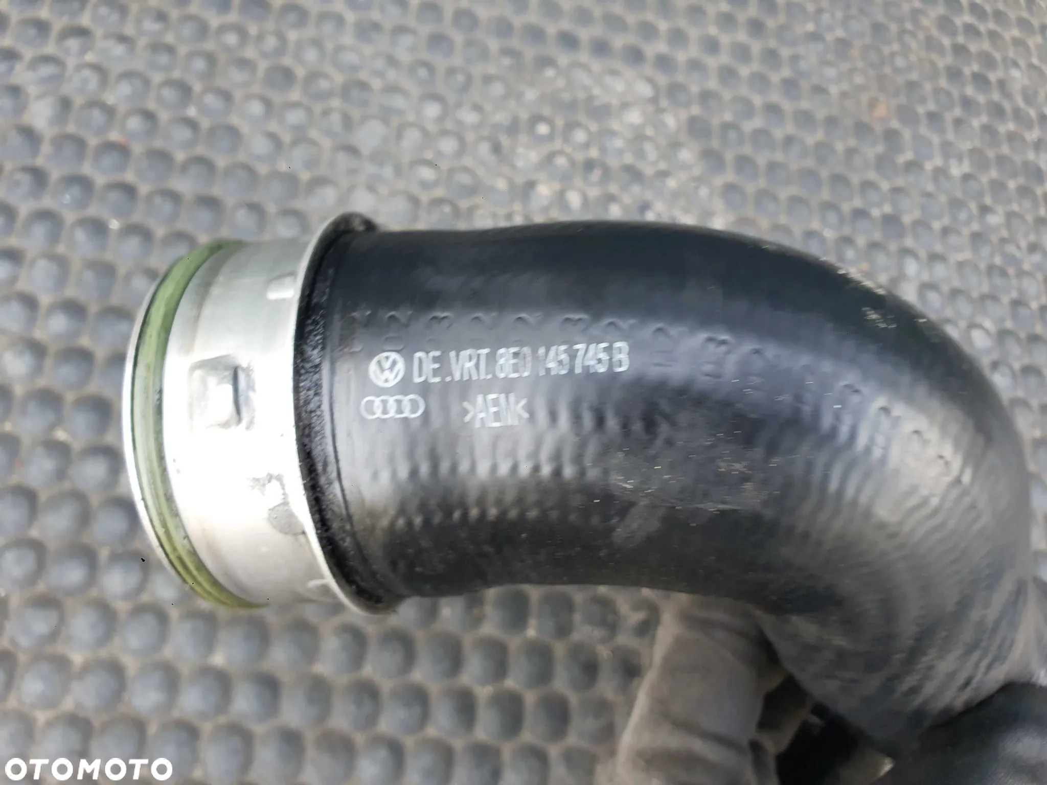 Przewod 8E0145745B 8E0145837F Turbiny Intercooler Rura Krociec Waz 1.9 TDI AWX AVF Audi A4 B6 VW - 8