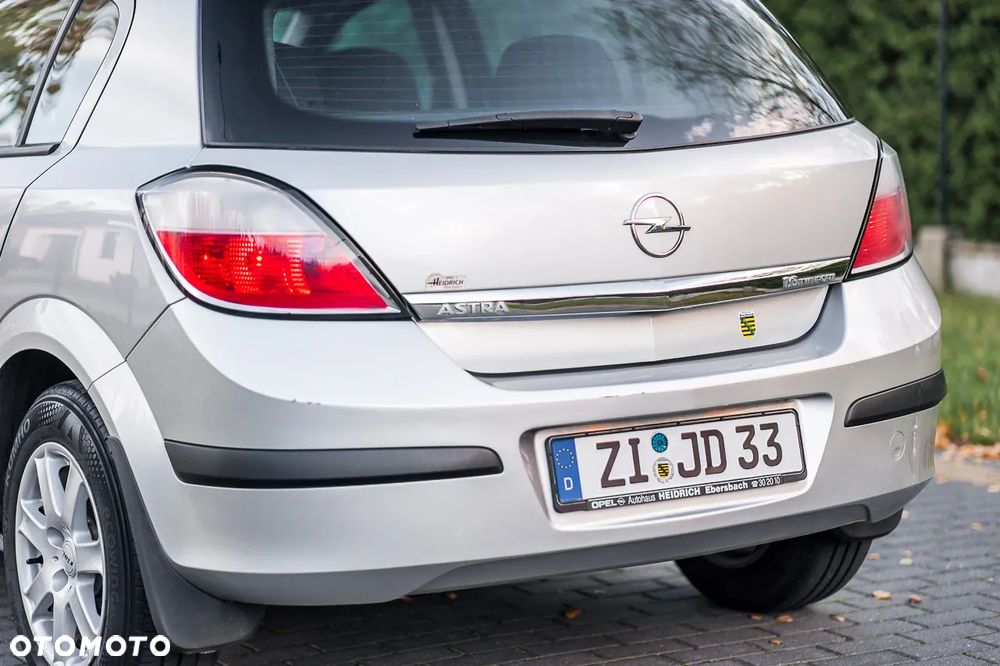Opel Astra 1.6 - 5