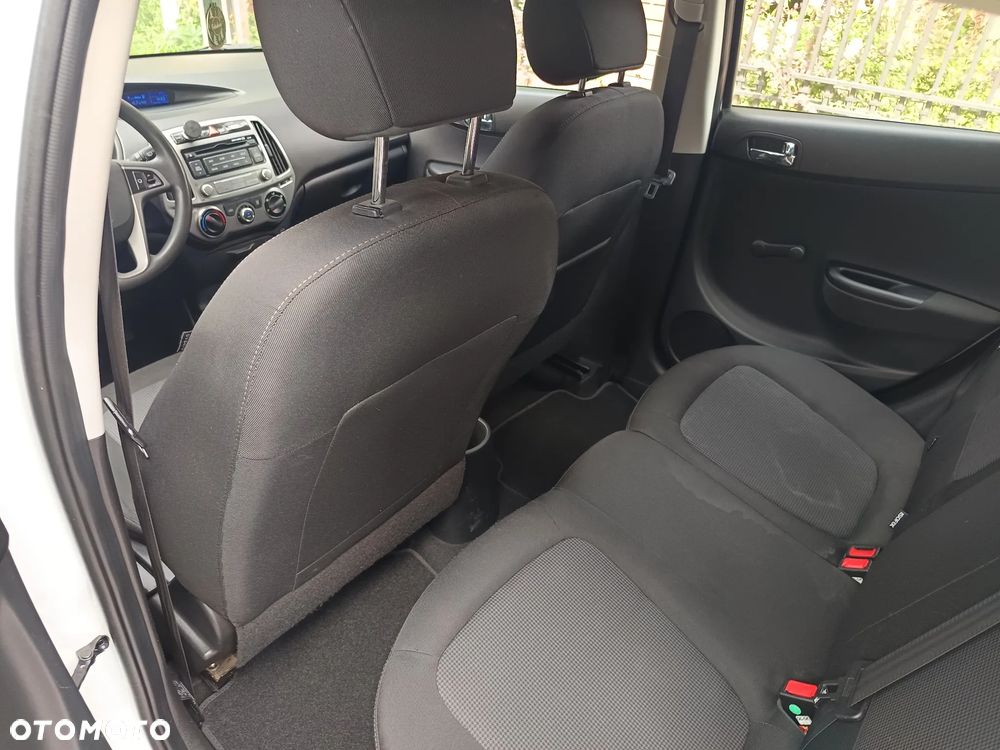 Hyundai i20 1.1 CRDi Comfort - 9