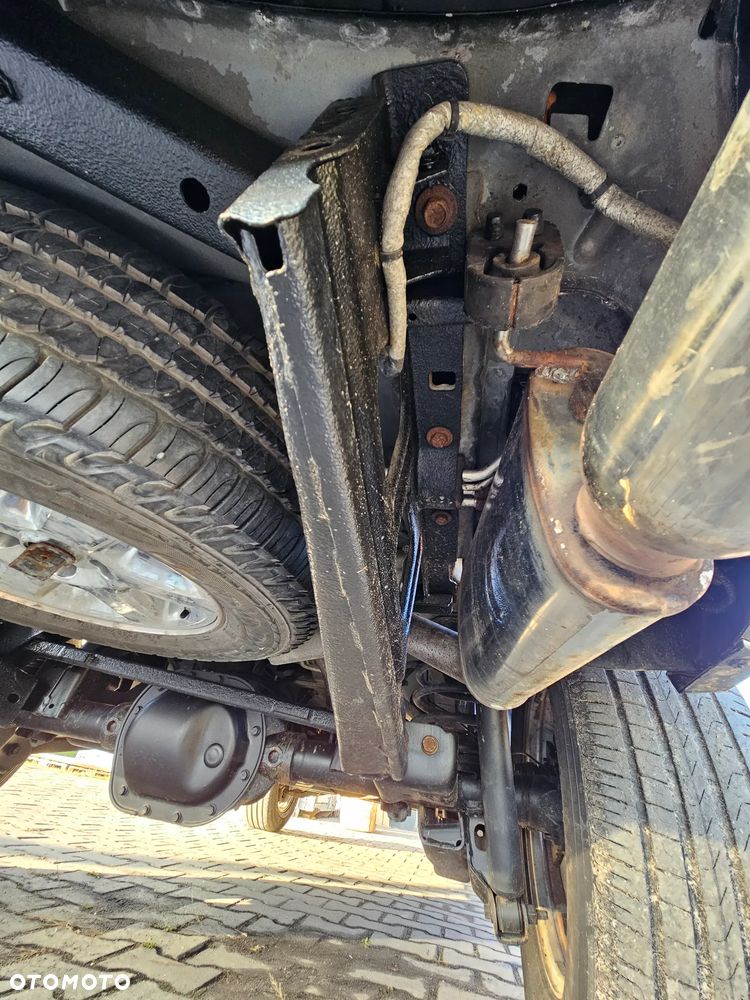 Jeep Commander - 33