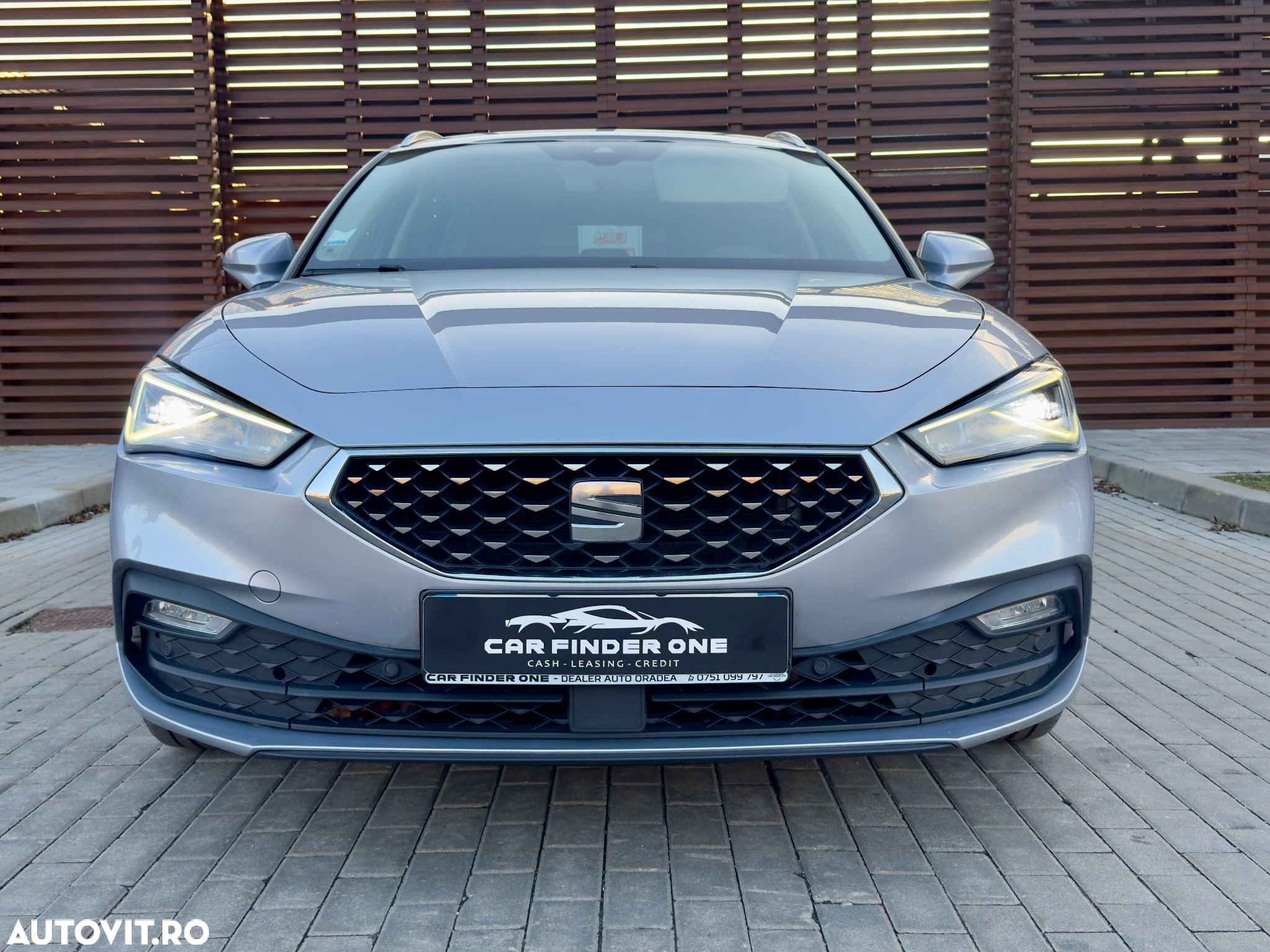 Seat Leon Sportstourer 1.4 e-Hybrid DSG Xcellence Plus - 37