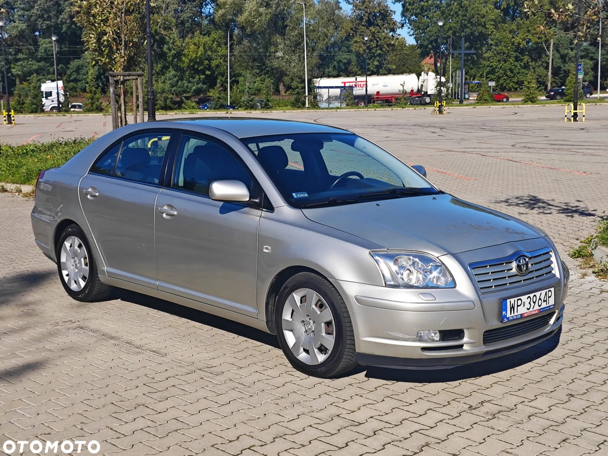 Toyota Avensis 1.8 VVT-i Terra Plus - 4