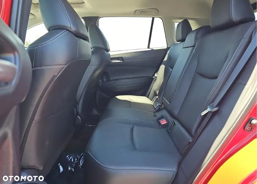 Toyota Corolla Cross - 11