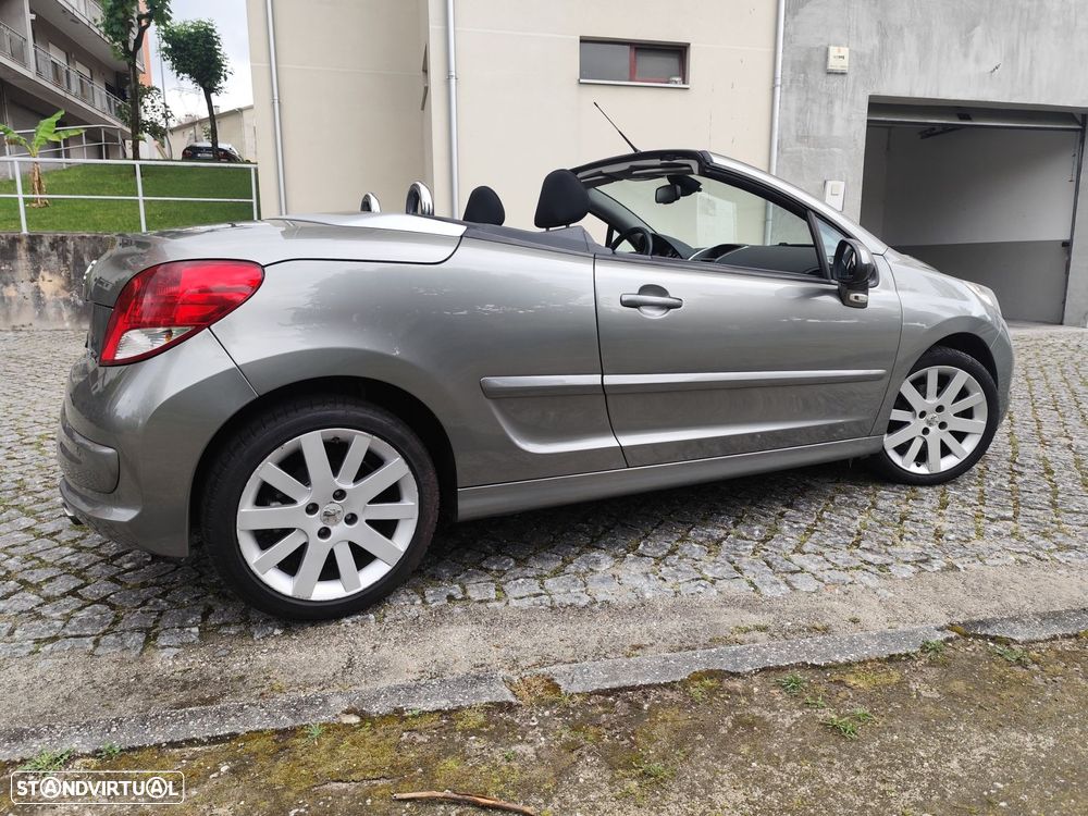 Peugeot 207 CC 1.6 HDi FAP Sport - 10