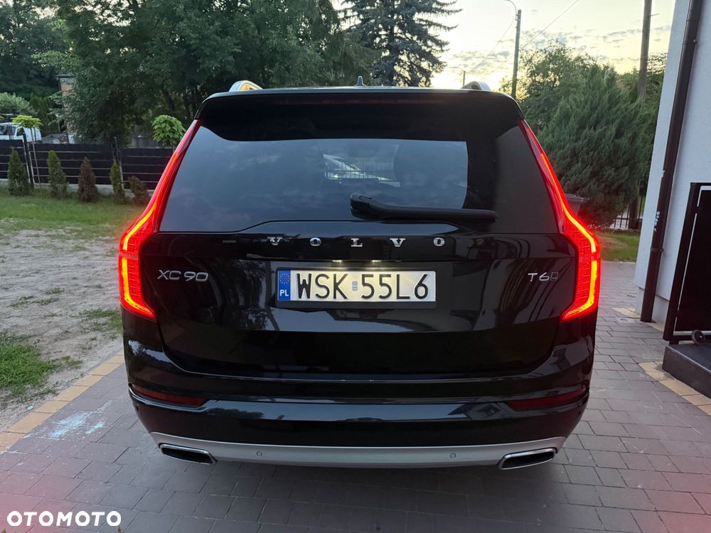 Volvo XC 90 - 8