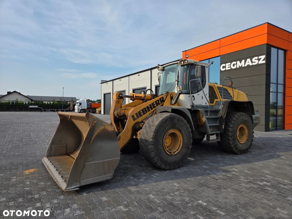 Liebherr L 566 / 2 plus 2 / - 1