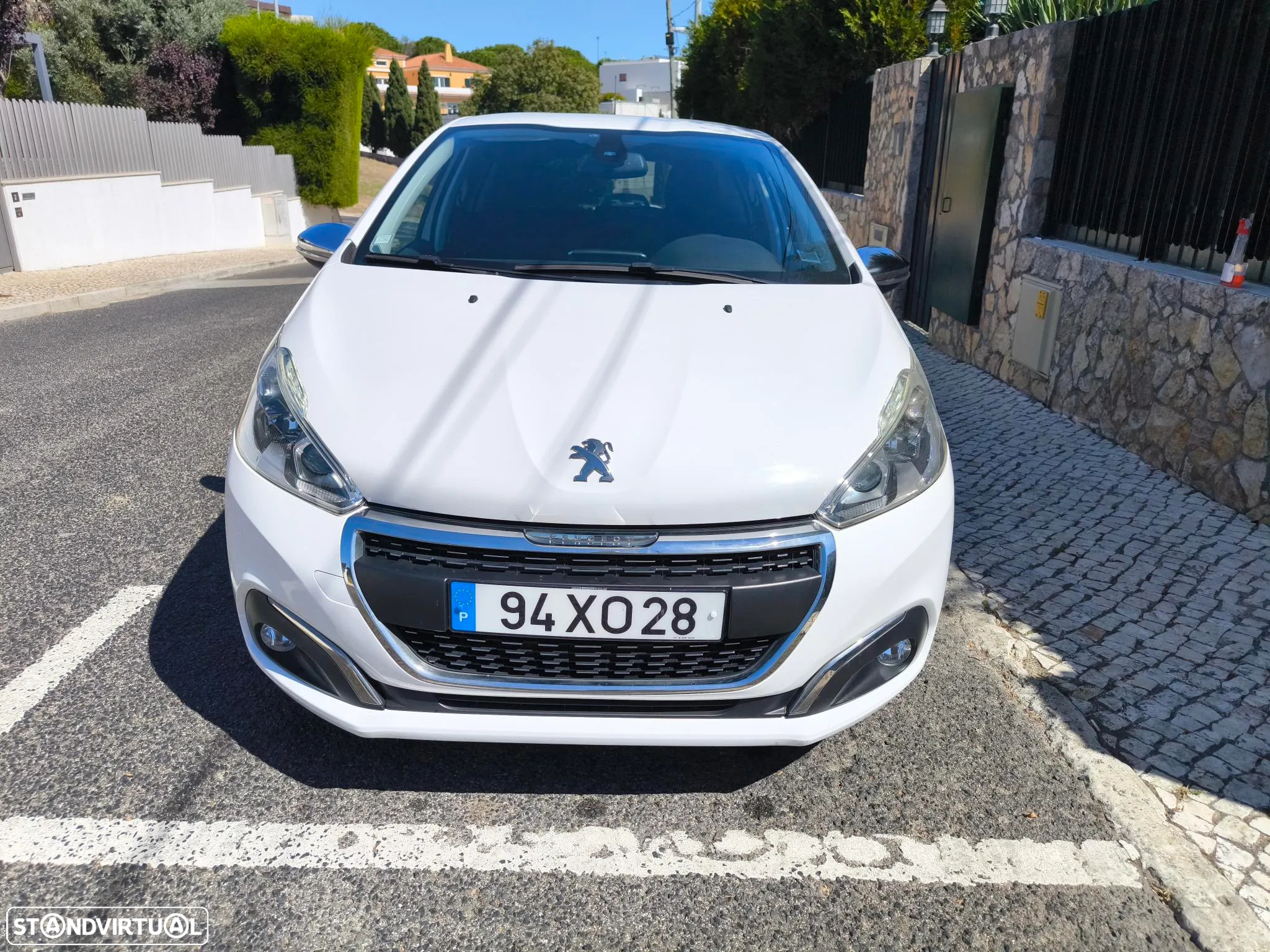 Peugeot 208 1.2 PureTech Signature - 7