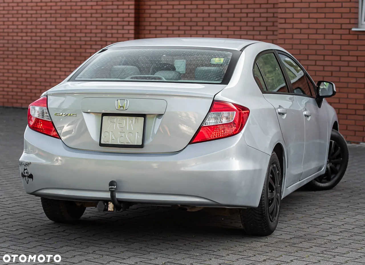 Honda Civic 1.8 Executive - 12