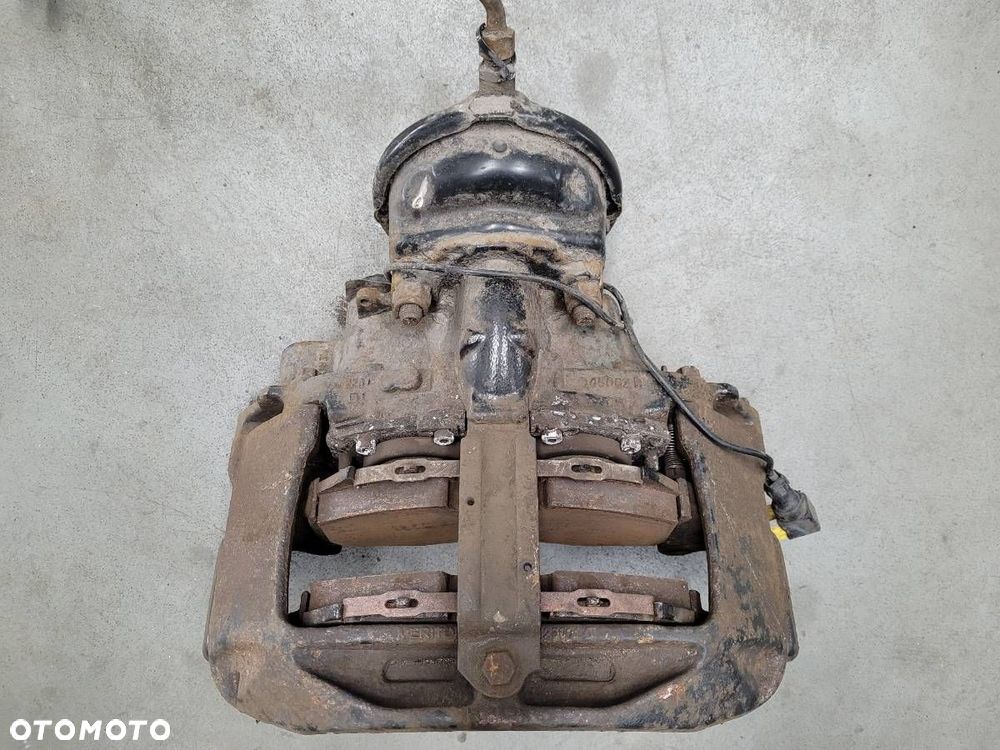 ZACISK PRZÓD PRZEDNI PRAWY PNEUMATYCZNY FORD F-MAX 500 - 2