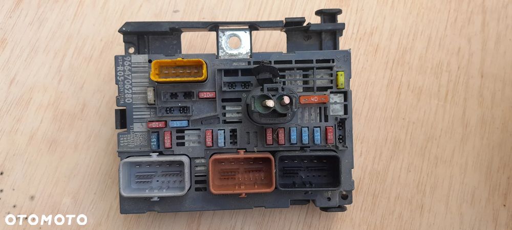 PEUGEOT CITROEN MODUŁ BSM R05 9664706280 - 1