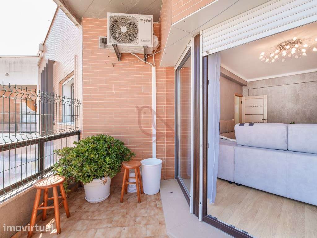 Apartamento T2 em Fátima com garagem e elevador - Grande imagem: 5/33
