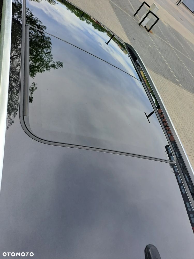 Skoda Superb 2.0 TDI DSG Premium Edition - 14