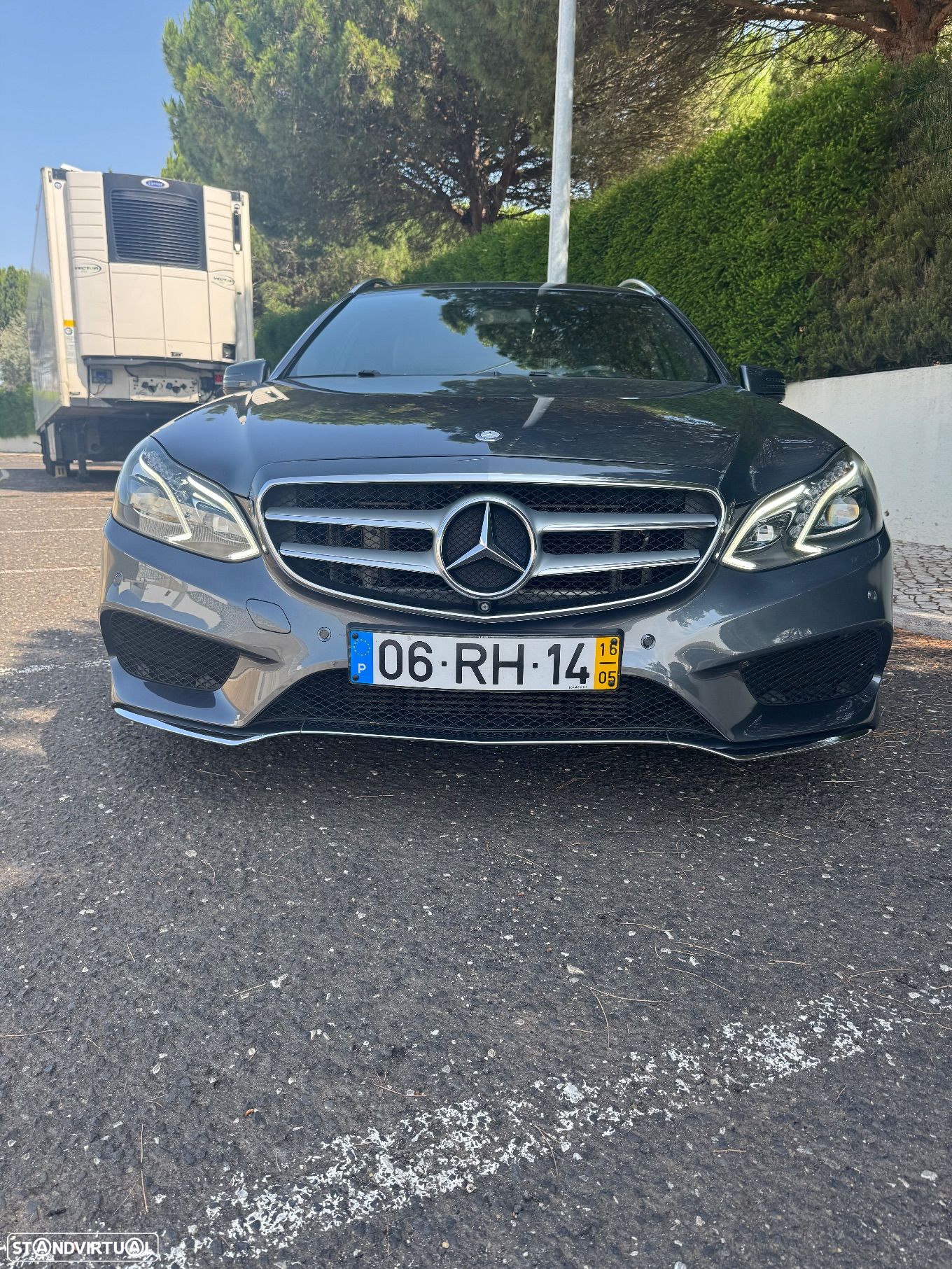 Mercedes-Benz E 250 BlueTEC Avantgarde Auto. - 1