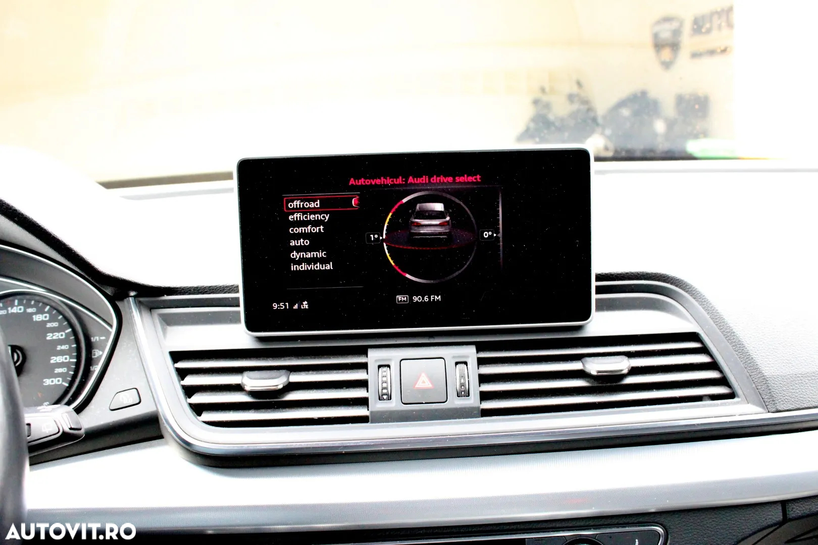Audi Q5 2.0 40 TDI quattro S tronic Sport - 19
