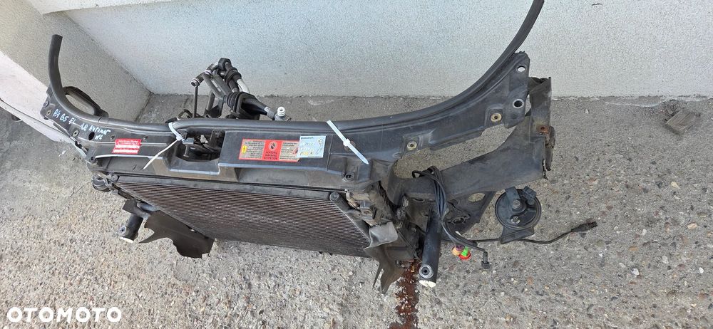 Pas przedni chłodnice wentylator przewody Audi A4 B5 FL 1.8 automat - 2