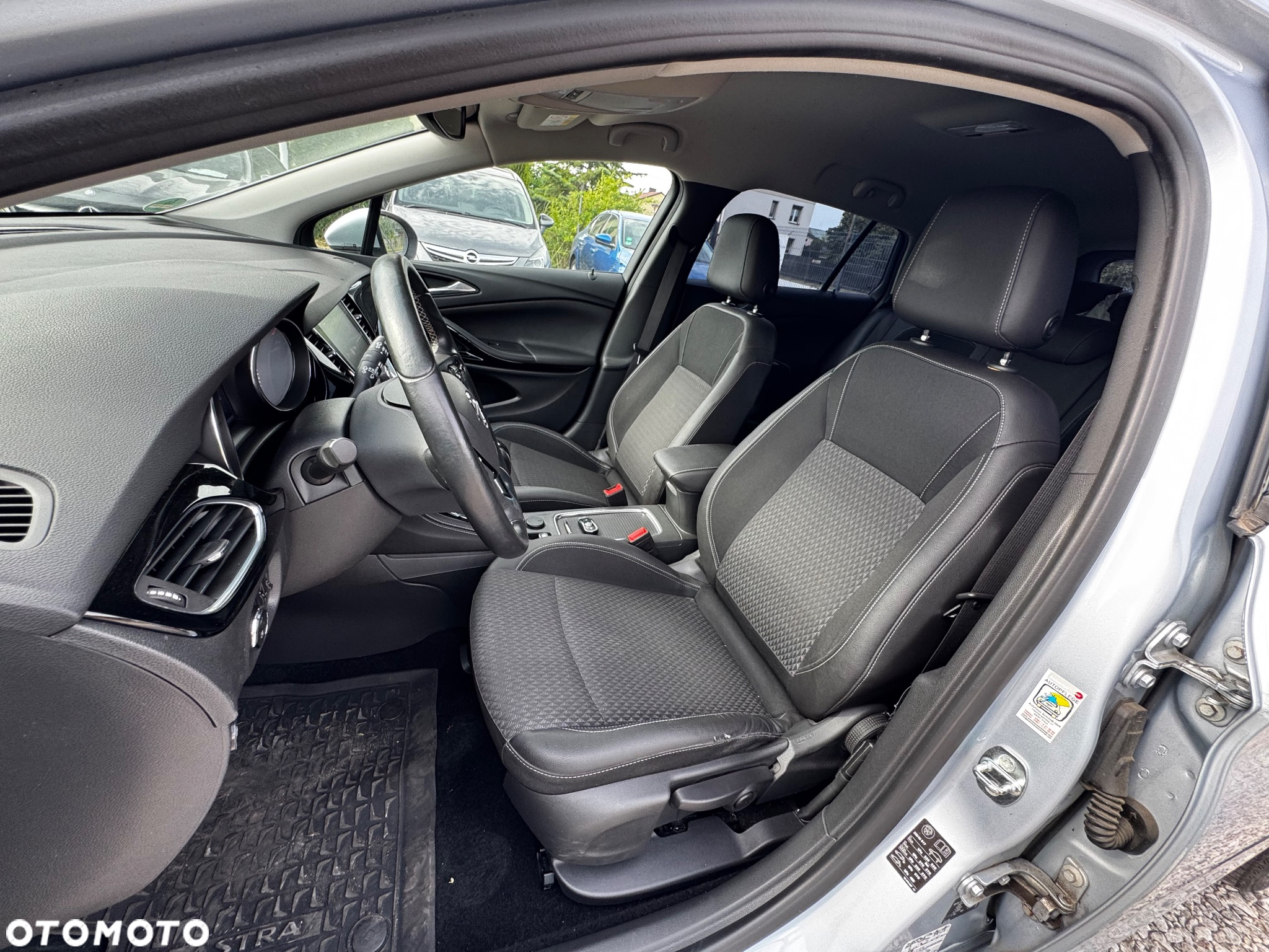 Opel Astra 1.4 Turbo Dynamic - 37