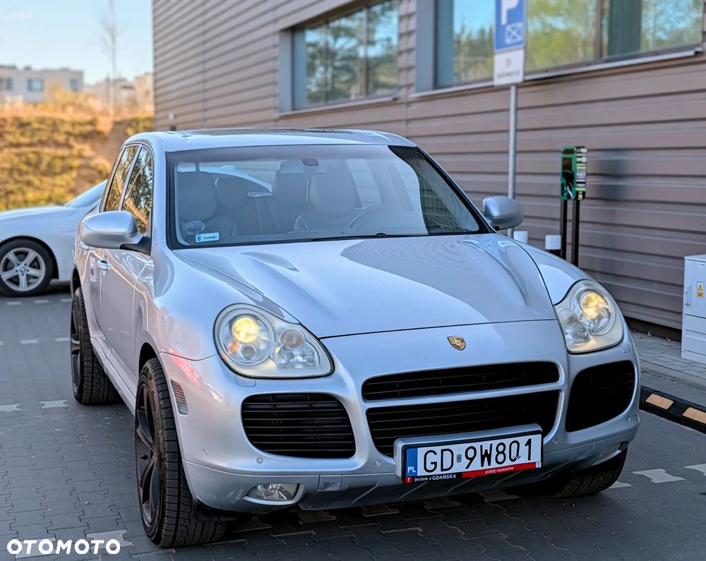 Porsche Cayenne - 10