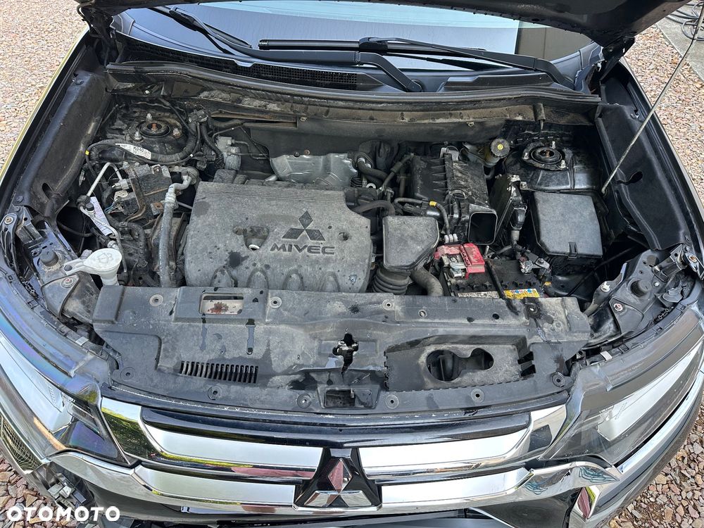 Mitsubishi Outlander 2.0 City Style 2WD - 32