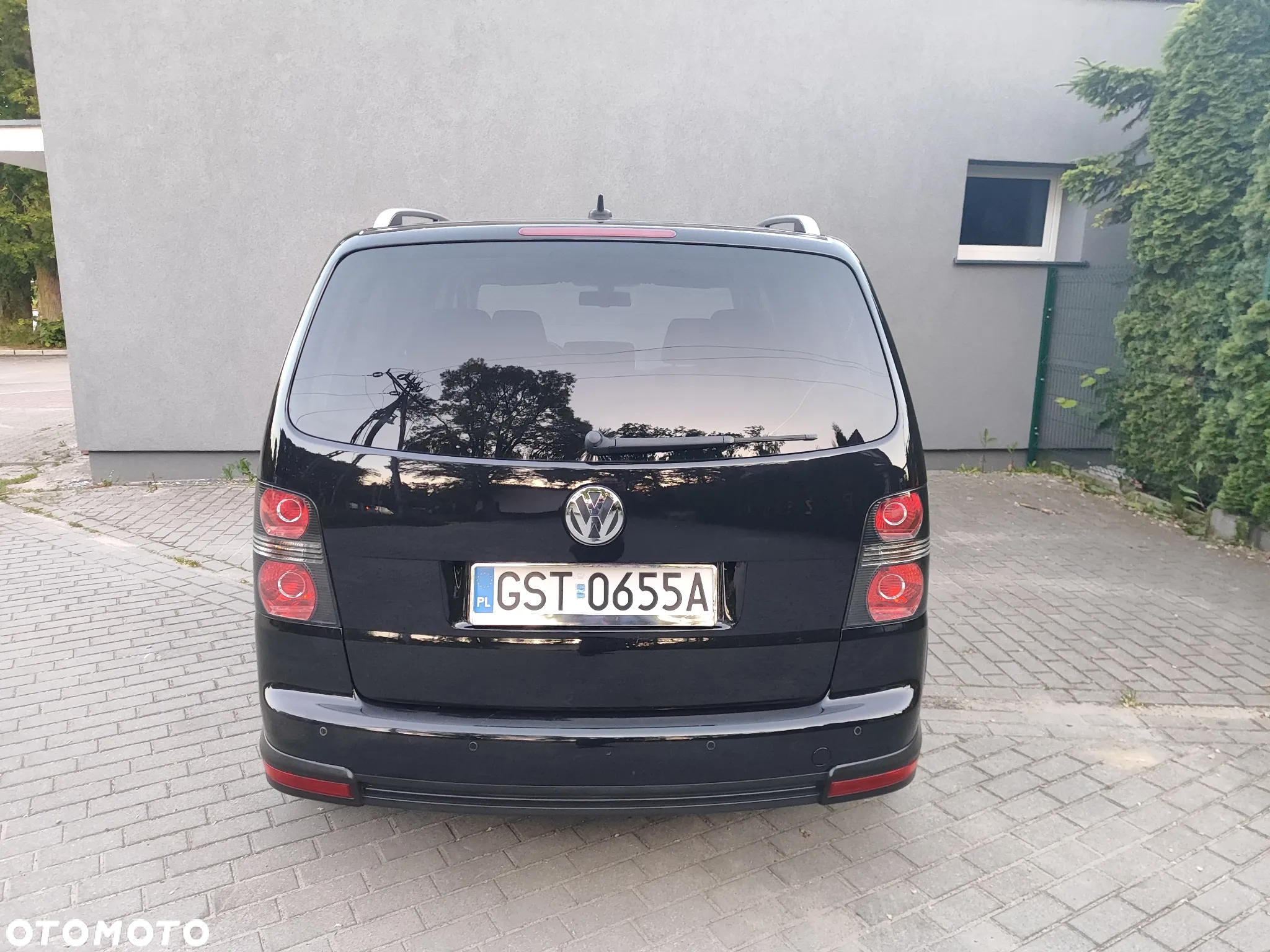 Volkswagen Touran 2.0 TDI DPF DSG Cross - 9