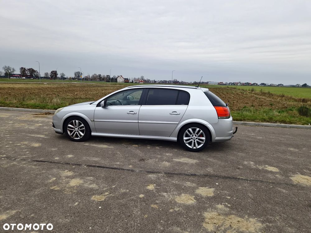 Opel Signum 3.0 V6 CDTI Cosmo - 2