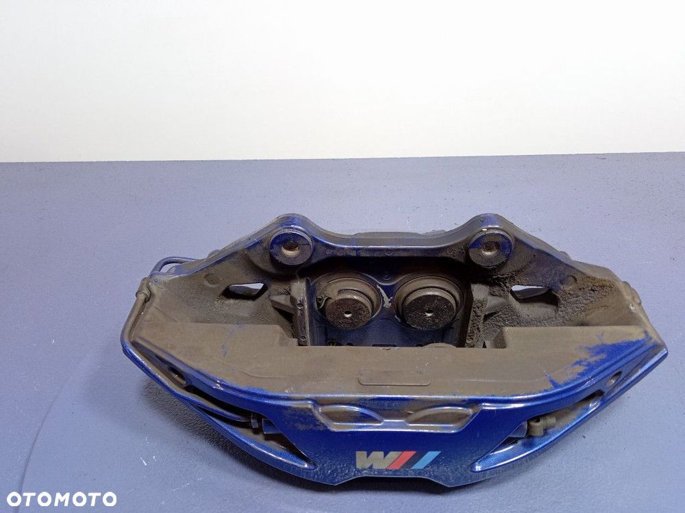 BMW X5 G05 4.4 V8 ZACISK PRZÓD LEWY M-PAKIET 6891223 - 6