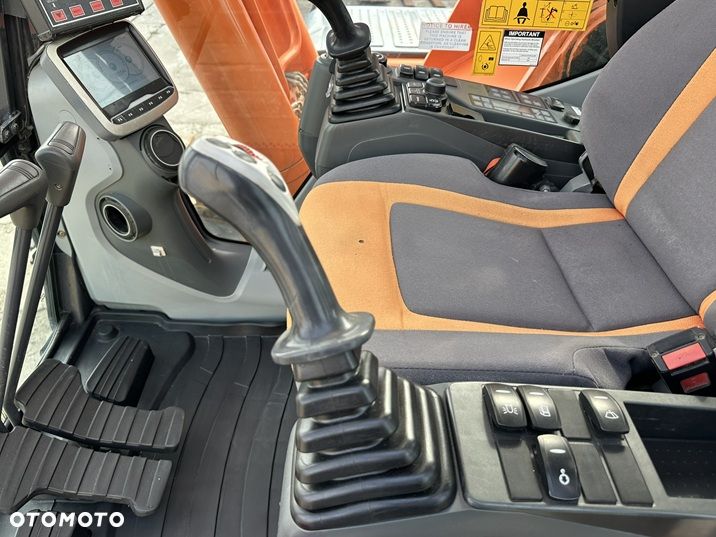 Doosan DX 300 LC-3 - 28