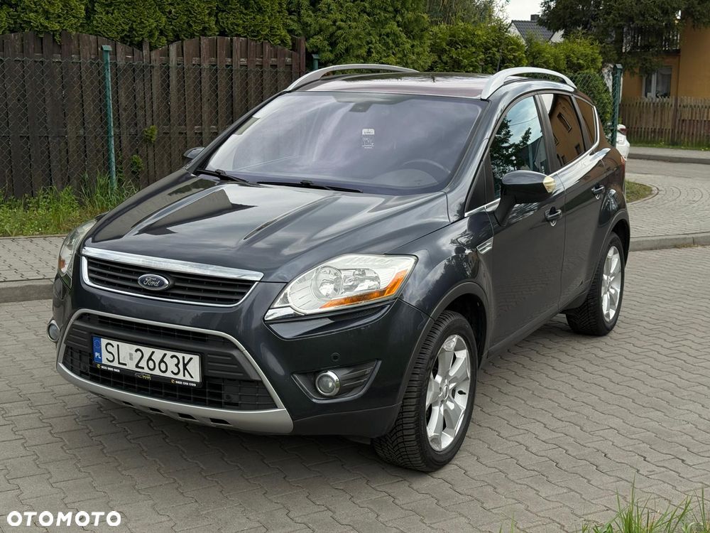 Ford Kuga 2.0 TDCi 2x4 Titanium - 4