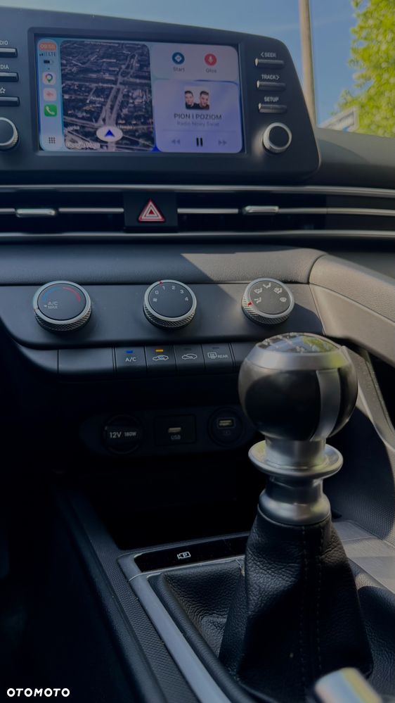 Hyundai Elantra 1.6 Modern - 19