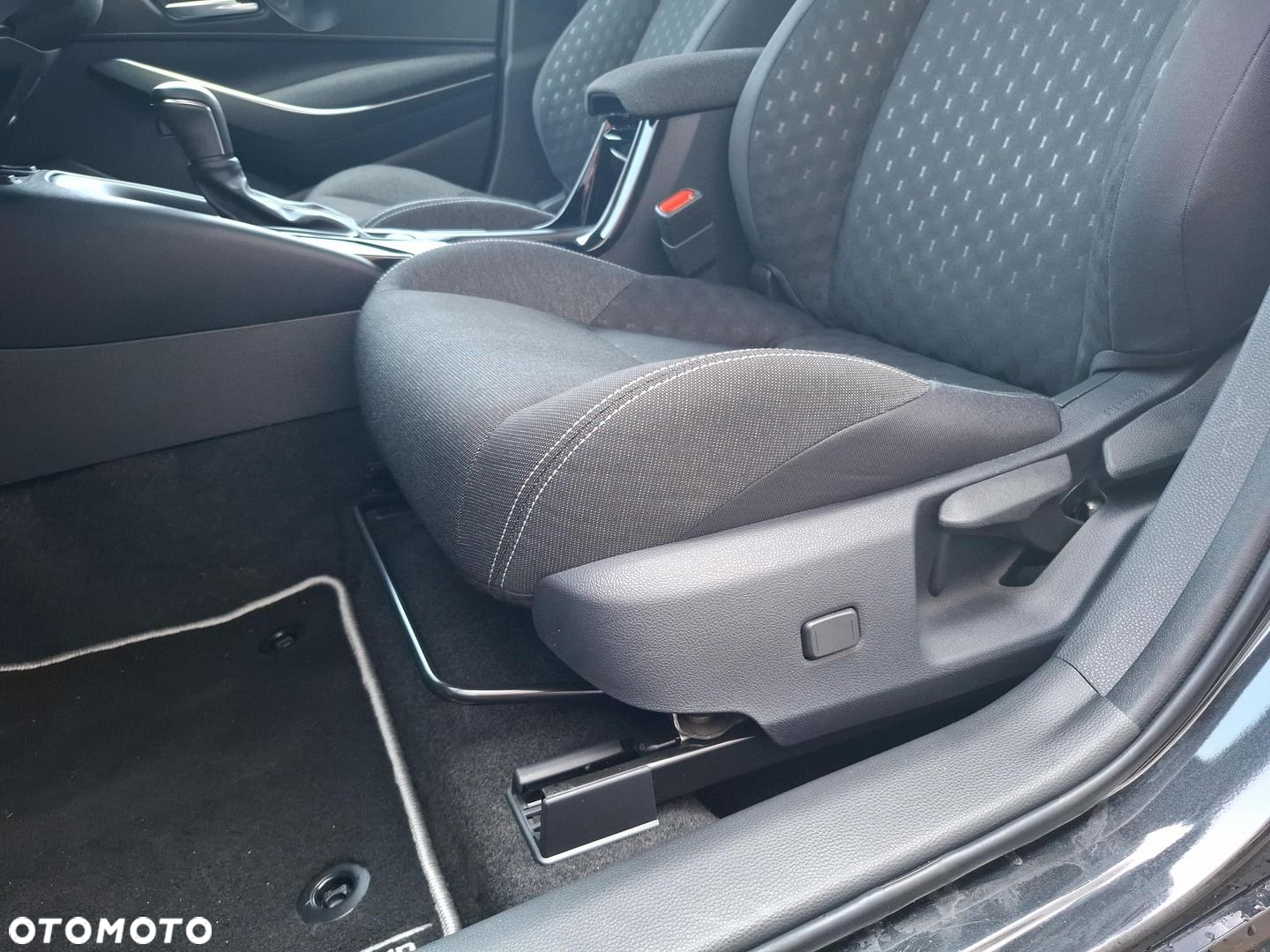 Toyota Corolla - 14