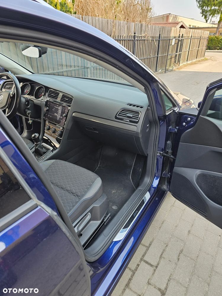 Volkswagen Golf 1.6 TDI Join - 11