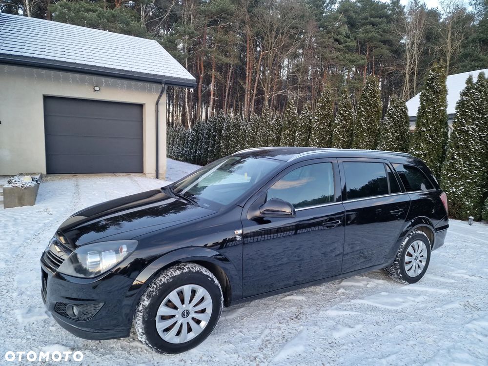 Opel Astra 1.6 Edition 111 Jahre - 13