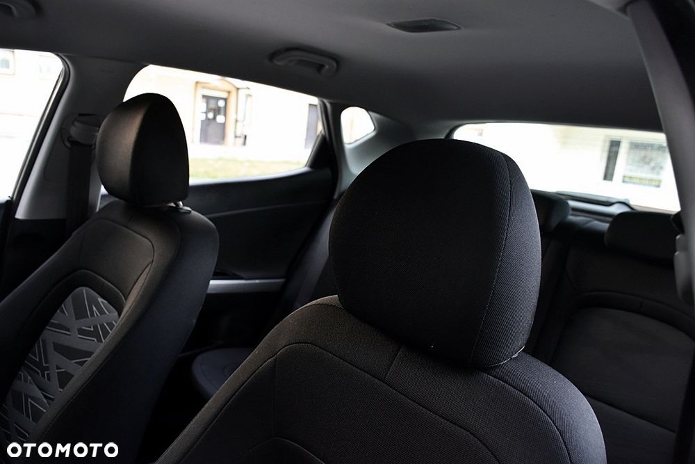 Kia Ceed 1.4 L - 34