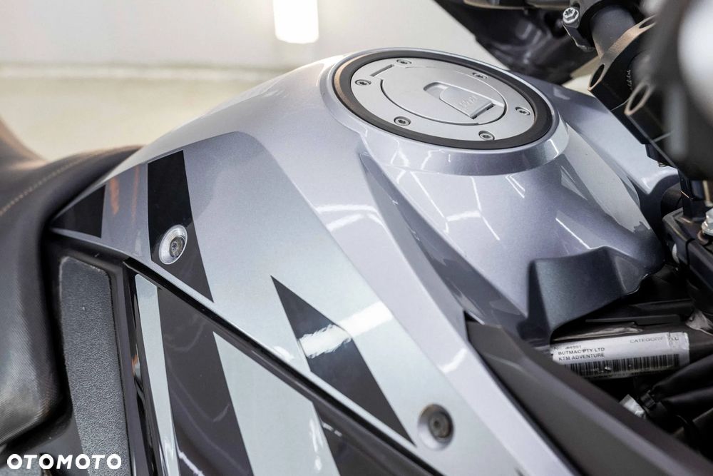 KTM Super Adventure - 26