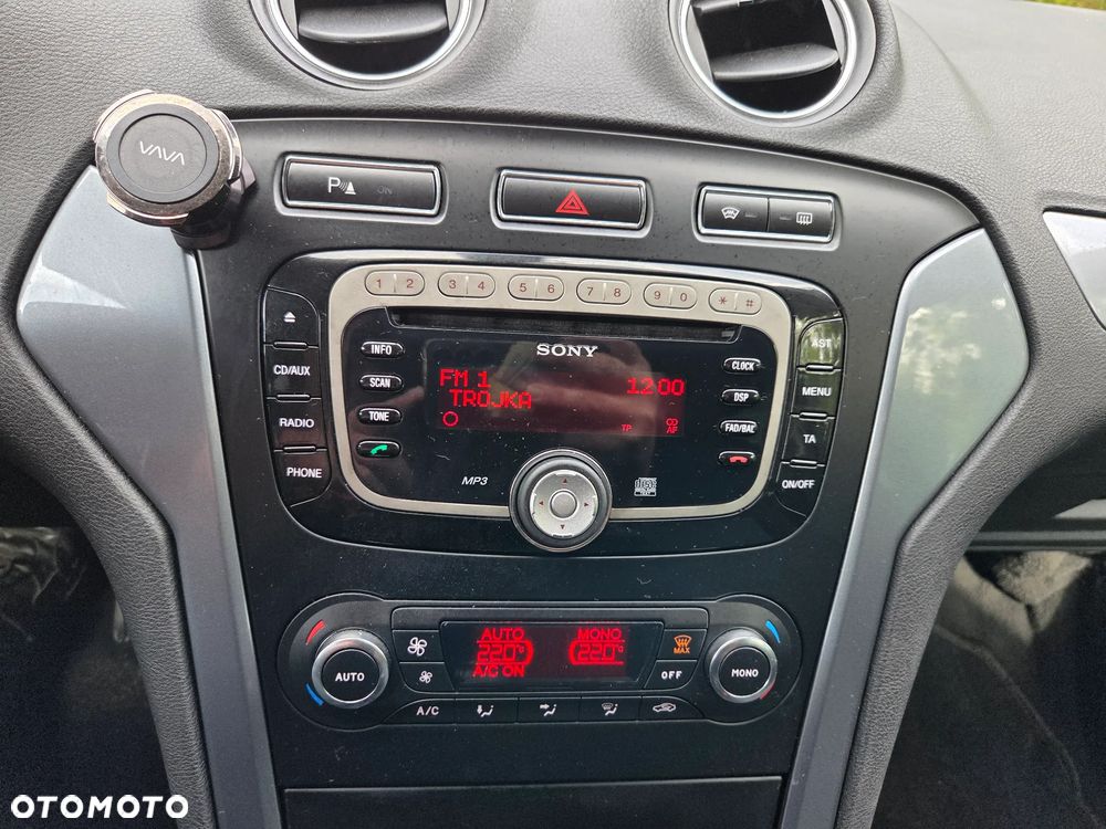 Ford Mondeo 2.0 Viva Titanium - 8