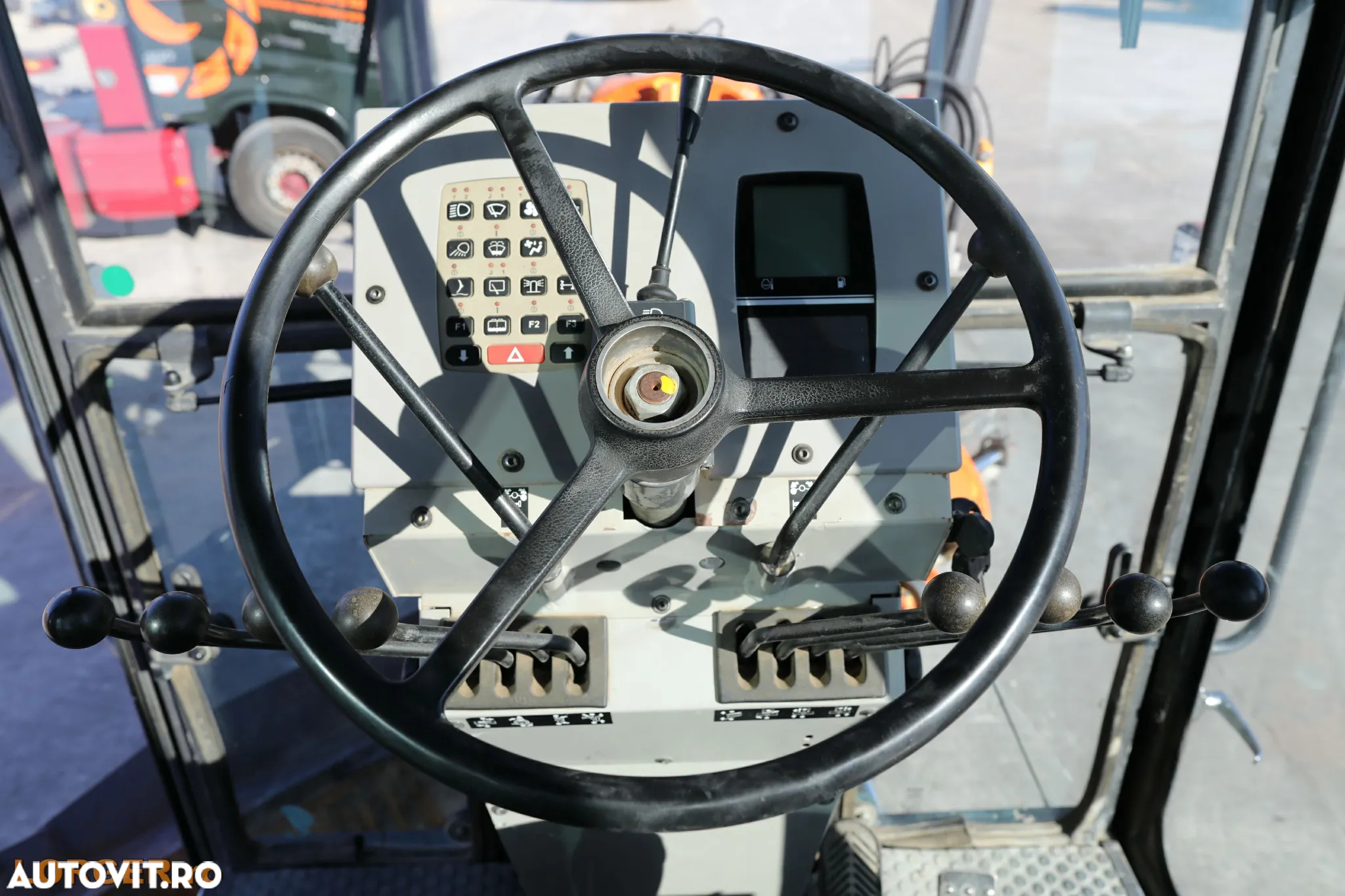 New Holland O&K F156.6 - 24