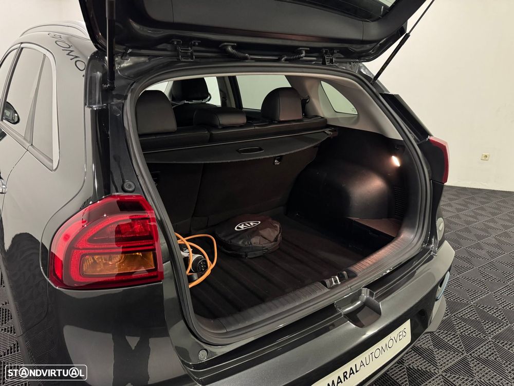 Kia e-Niro 39.2kWh Move 39 - 58