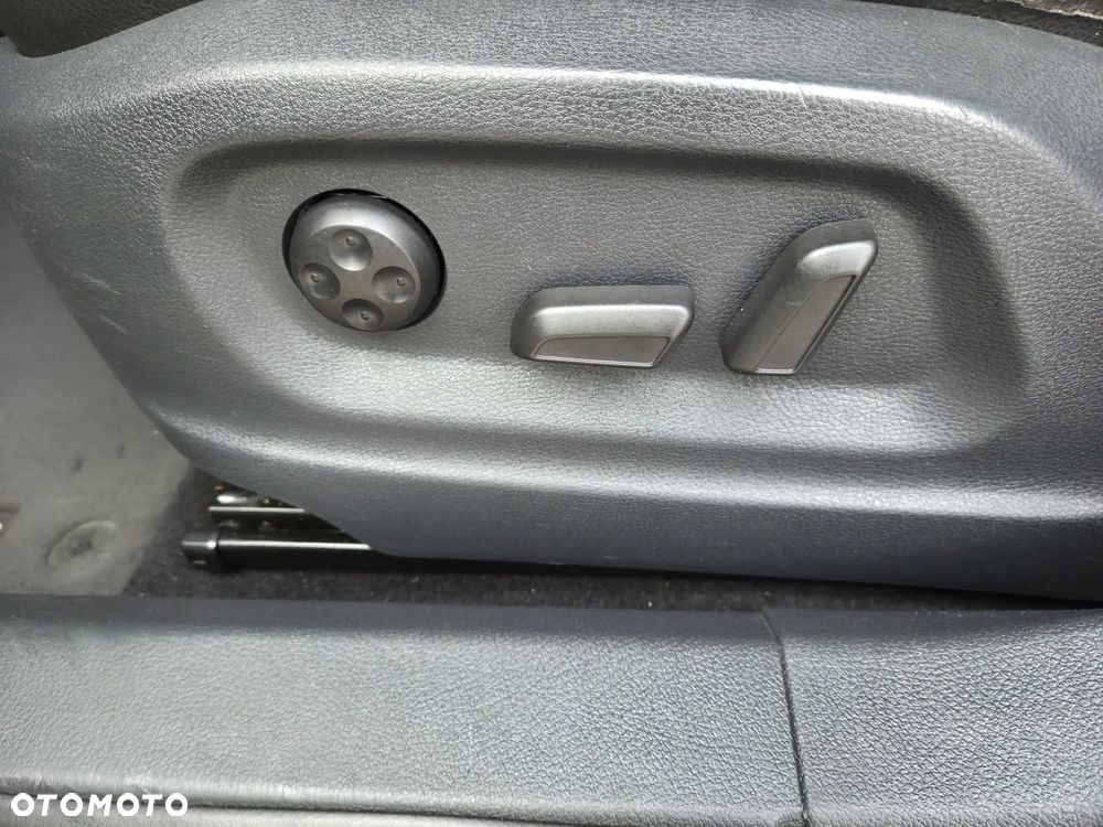 Volkswagen Tiguan 2.0 TDI DPF 4Motion Automatik Team - 34