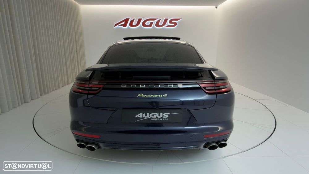 Porsche Panamera 4 E-Hybrid - 4