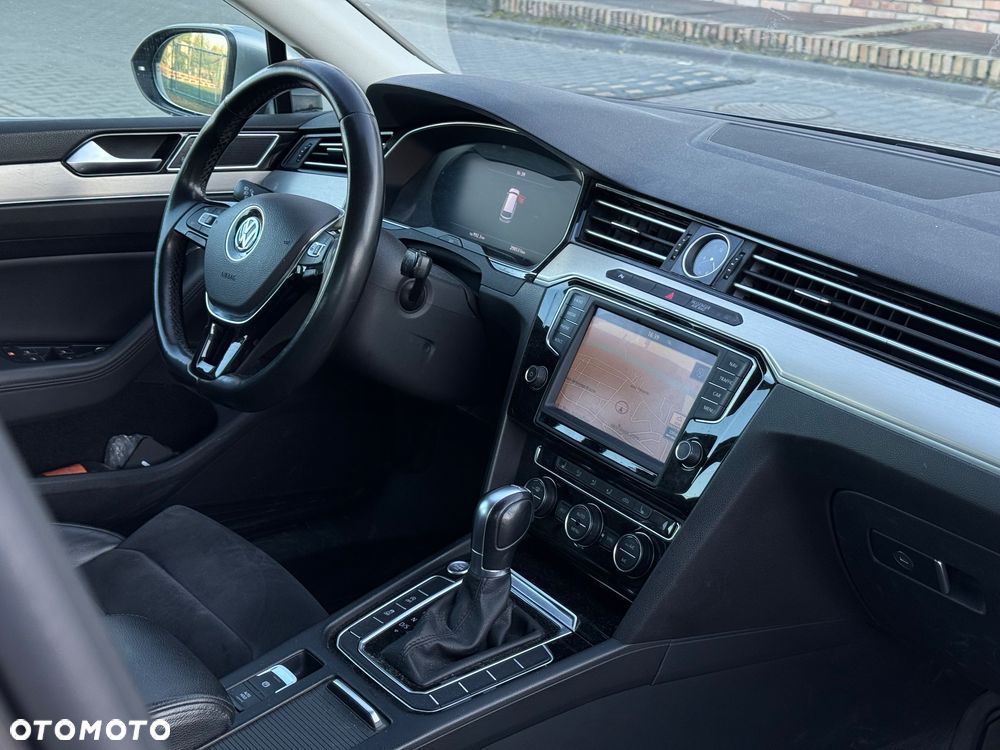 Volkswagen Passat - 7