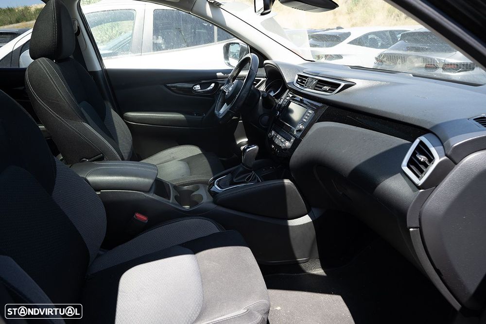 Nissan Qashqai 1.3 DIG-T N-Connecta DCT - 14