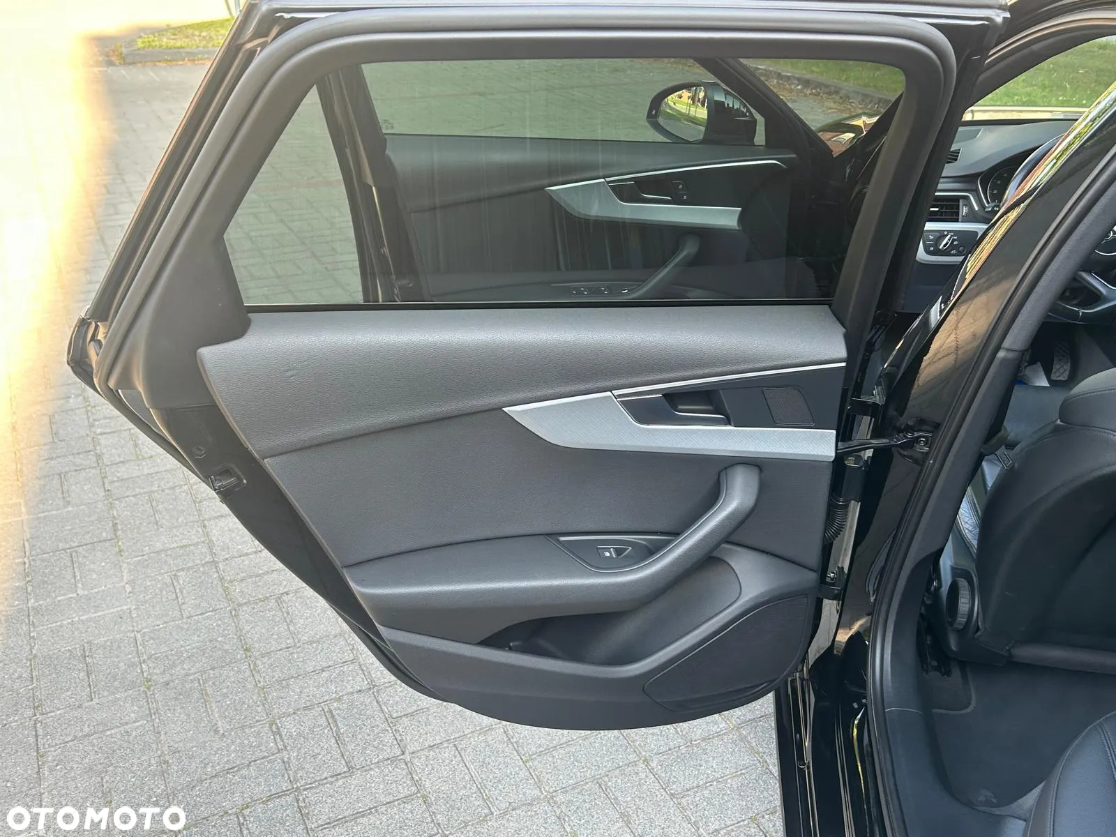 Audi A4 Avant 40 TFSI S tronic S line - 18
