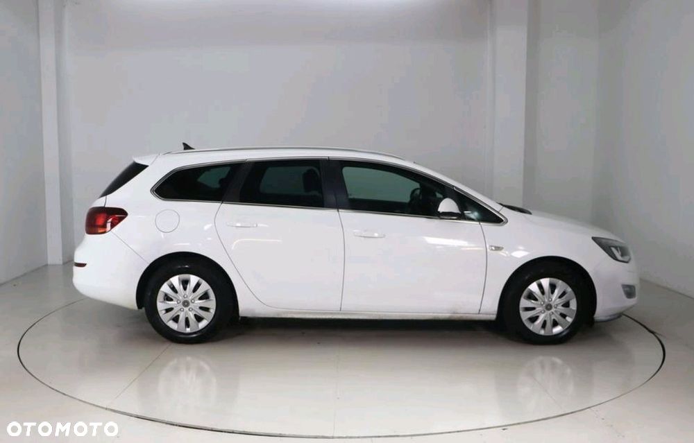 Opel Astra - 4