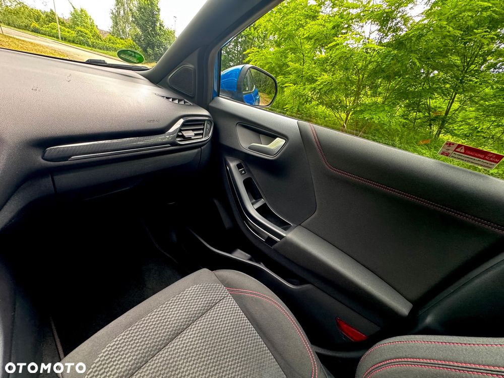 Ford Puma 1.0 EcoBoost Hybrid ST-LINE - 24