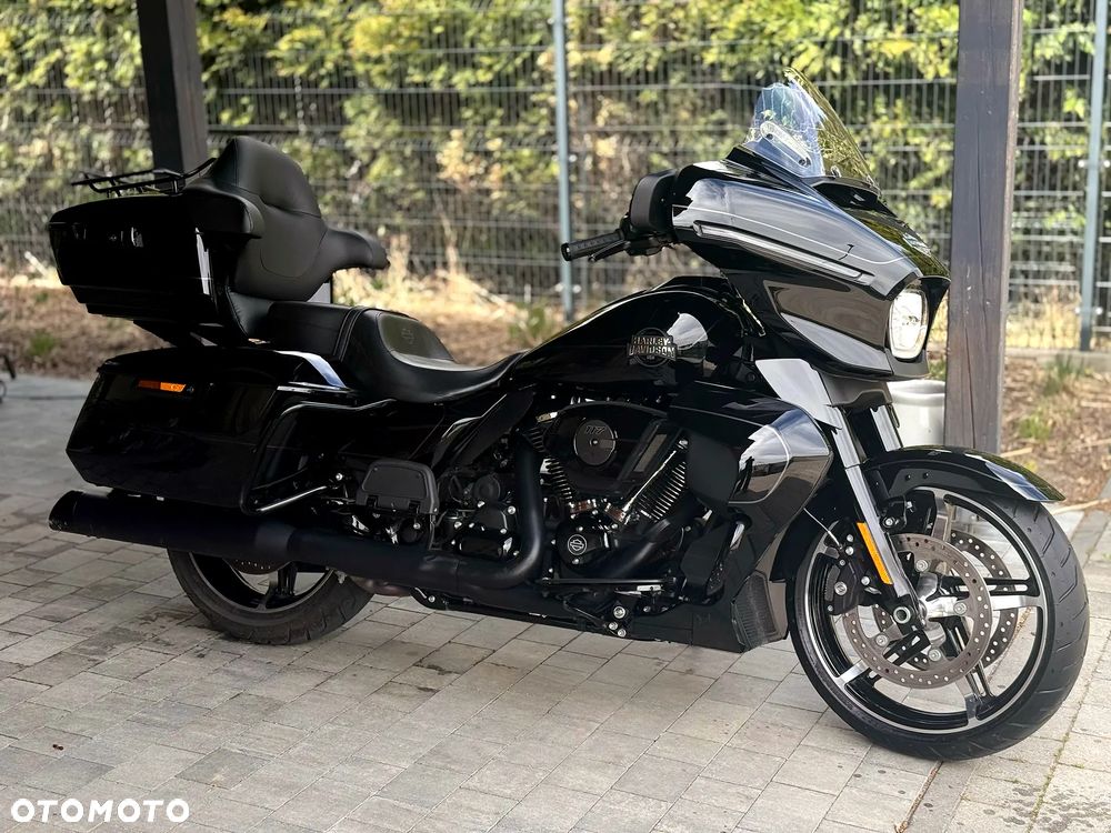 Harley-Davidson Touring Street Glide - 1