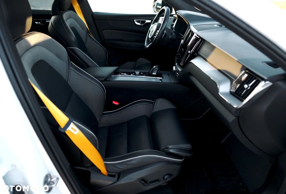 Volvo XC 60 - 26