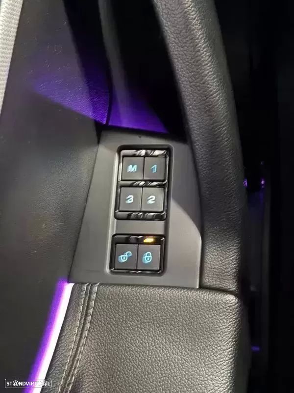 Jaguar F-Pace 3.0 TDV6 R-Sport AWD Aut. - 23