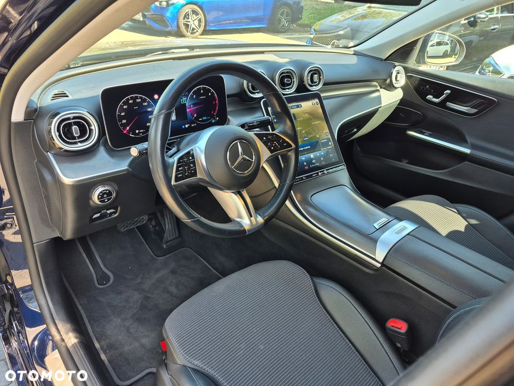 Mercedes-Benz Klasa C 220 d mHEV - 8